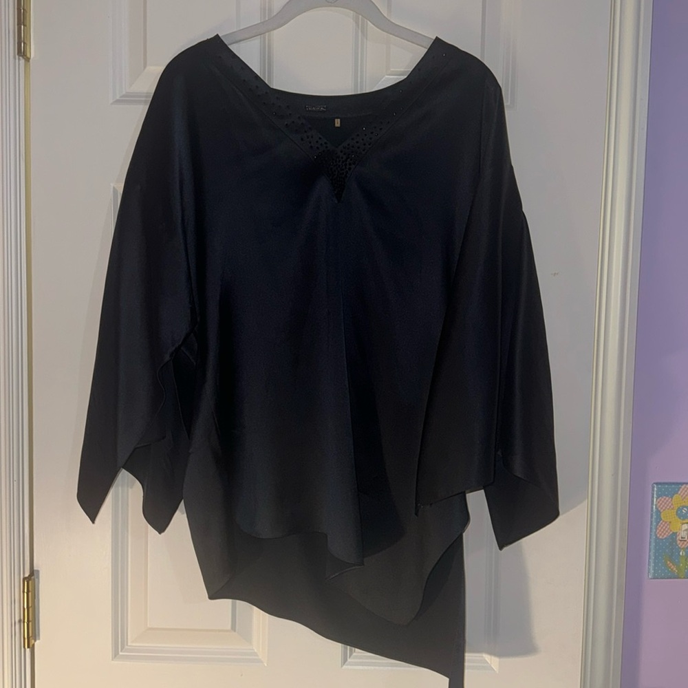 Satin black blouse with sparkly collar